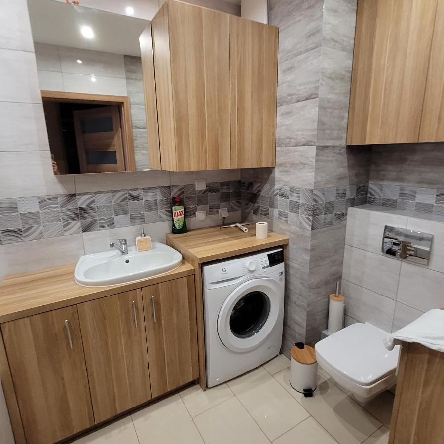 Queen Apartament Centrum Z Garazem Mińsk Mazowiecki Kültér fotó