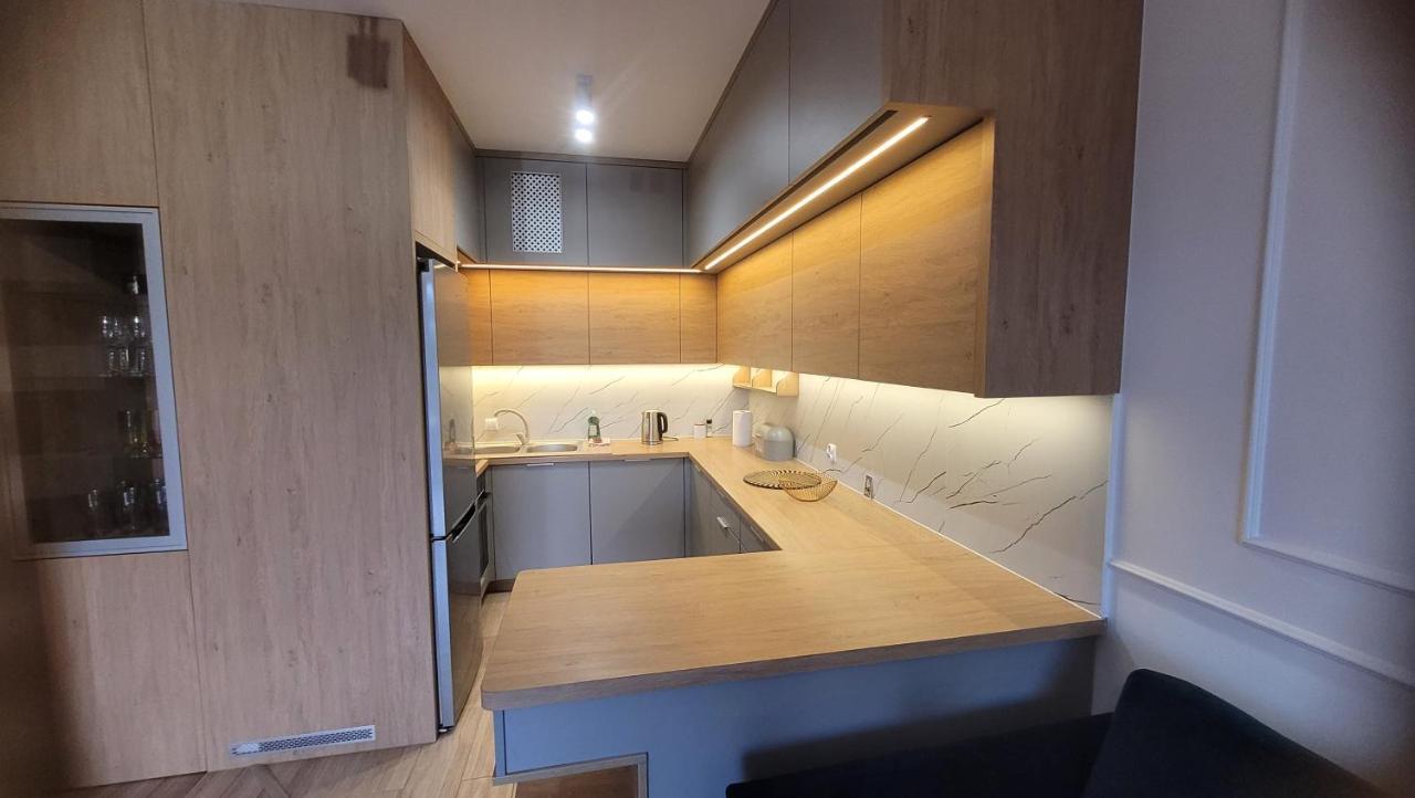 Queen Apartament Centrum Z Garazem Mińsk Mazowiecki Kültér fotó