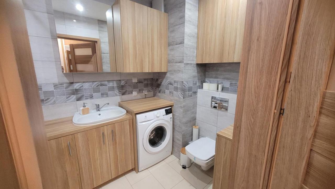 Queen Apartament Centrum Z Garazem Mińsk Mazowiecki Kültér fotó